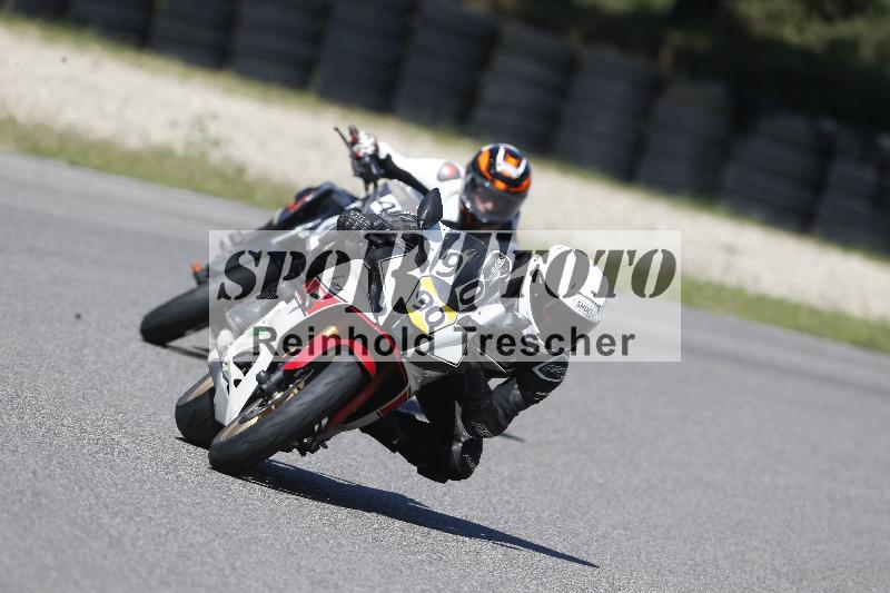 /Archiv-2025/48 25.08.2025 Cornu Master School ADR/blau-bleu/90